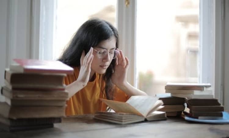 memorising your poem is necessary for effective delivery while public speaking