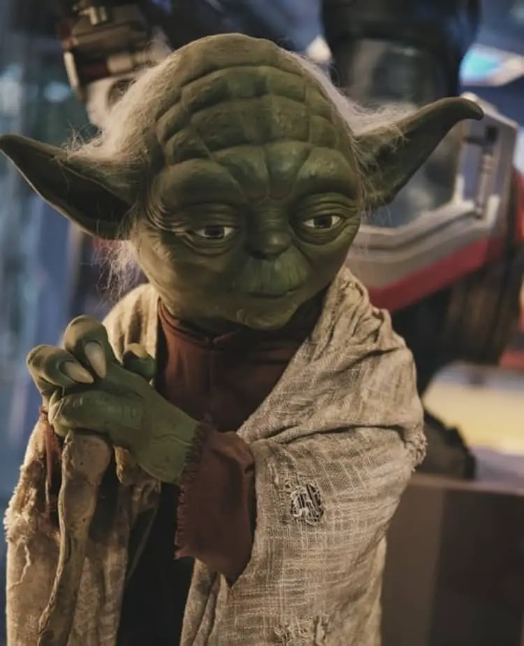 The movie, 'Star Wars' features various poetic devices in its script