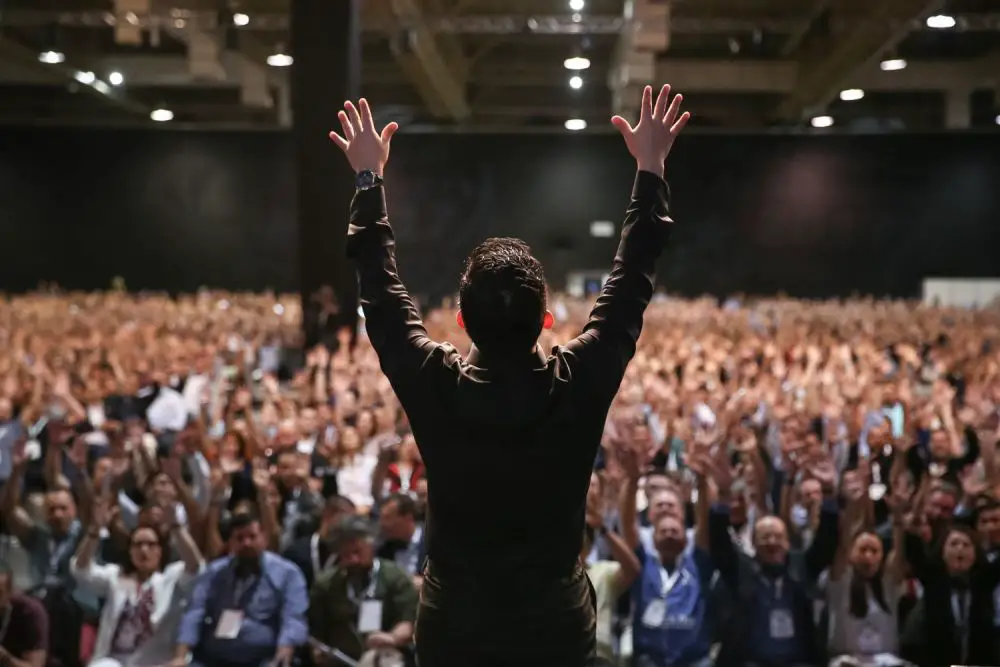 How to Become a Highly Paid Professional Speaker